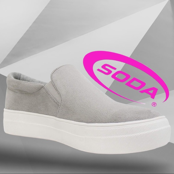 1 left! Soda Hike Gray Cobra Platform Slip On Comfort Sneaker 10 - Picture 3 of 8